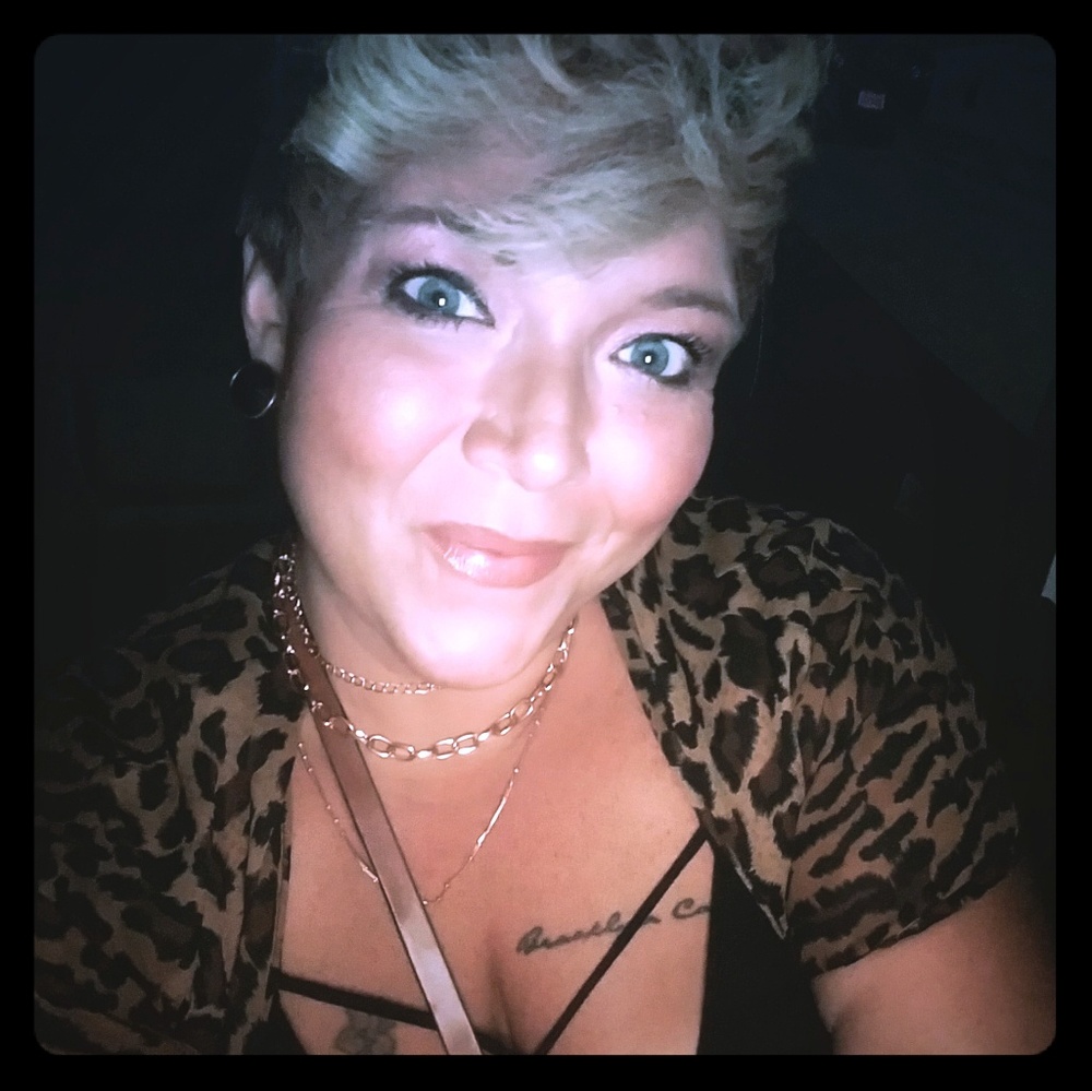 Meet your Posher, Shawna